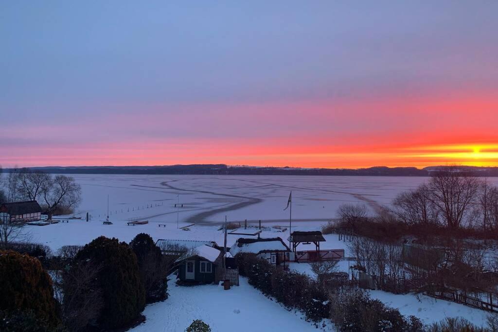 Traumhafter Seeblick mit großer Terrasse Pogeez Exterior foto